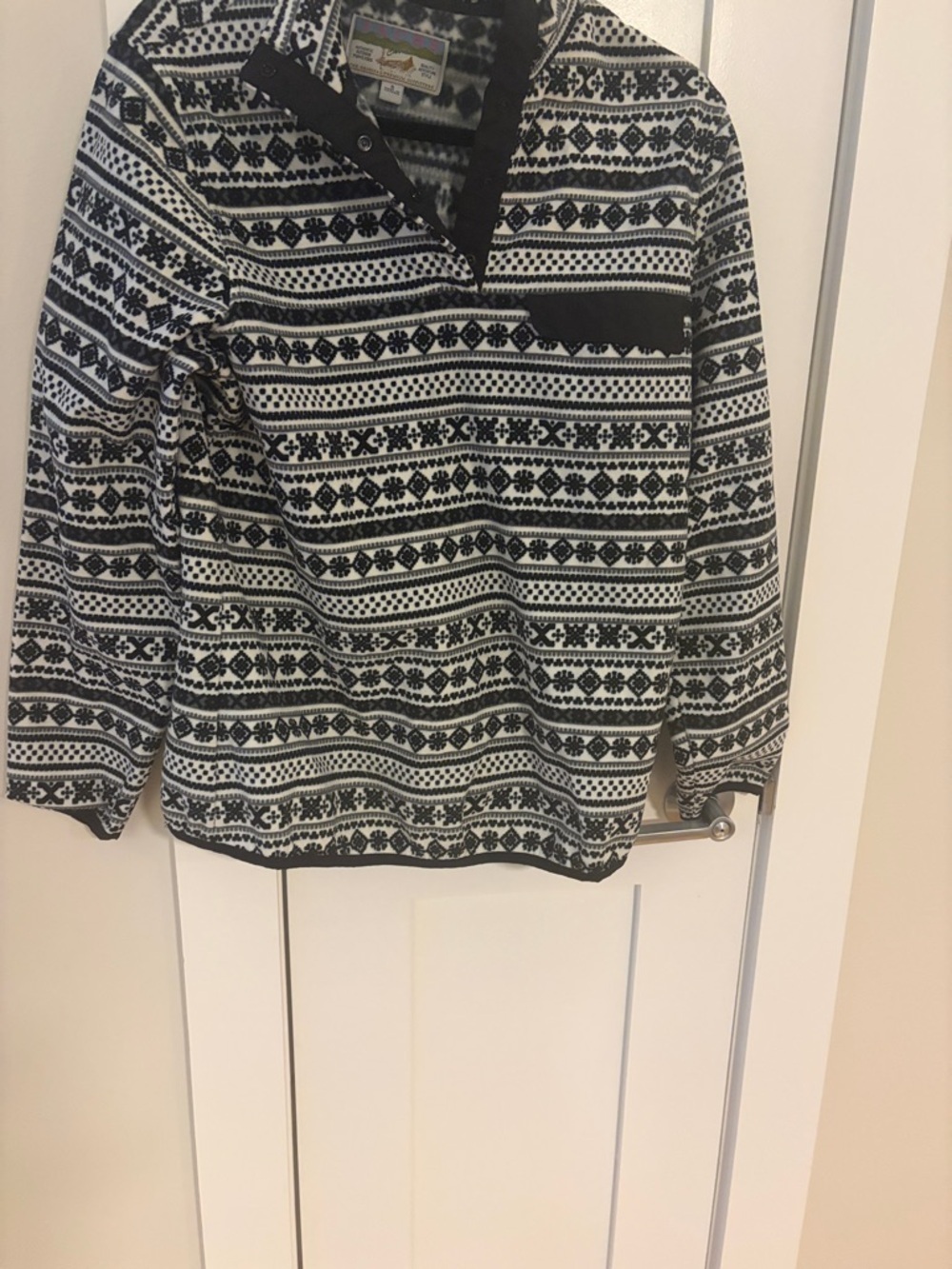 Jachs Black and White Patterned Snap-Front Pullover
